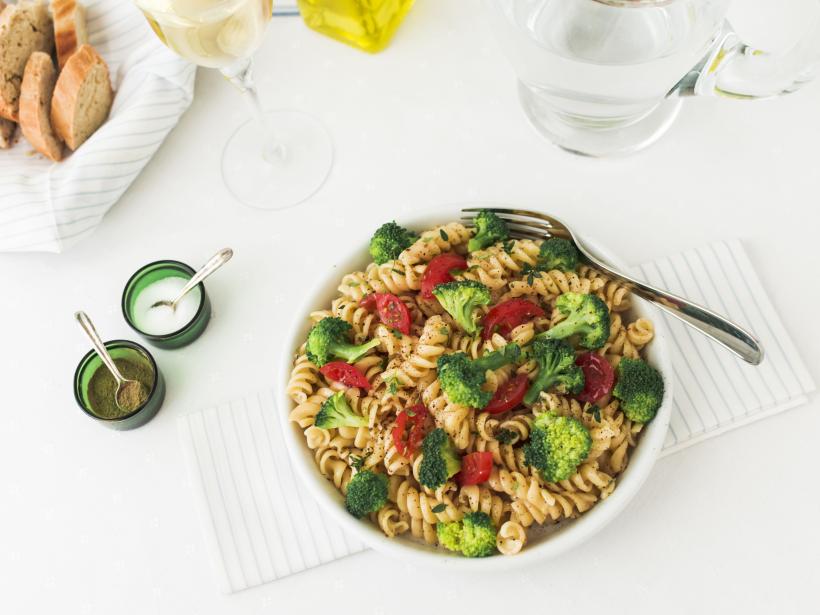 Simple Pesto Pasta Salad Recipe photo