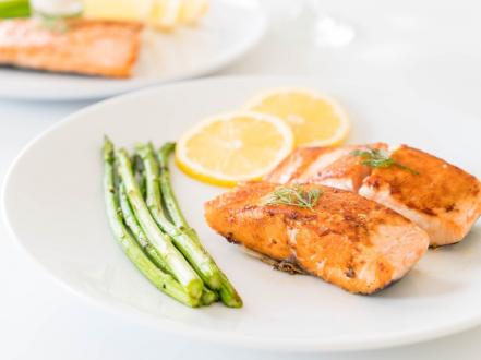 How to Cook Salmon Perfectly Every Time: Easy Tips and a Go-To Recipe photo